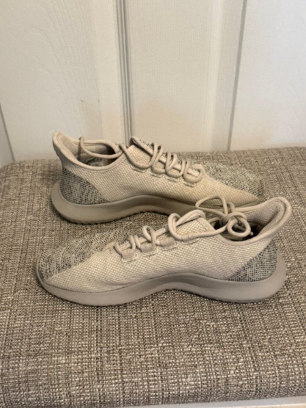 Adidas Tubular Shadow Running Shoes Sneakers Gray Beige Kid's Size 5.5 - Picture 5 of 7